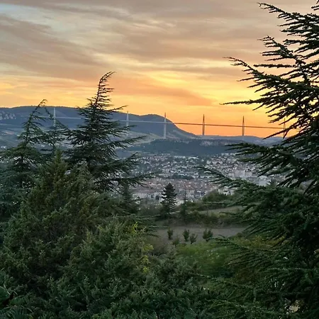 別荘 L Echappee Belle, Superbe Vue ミヨー